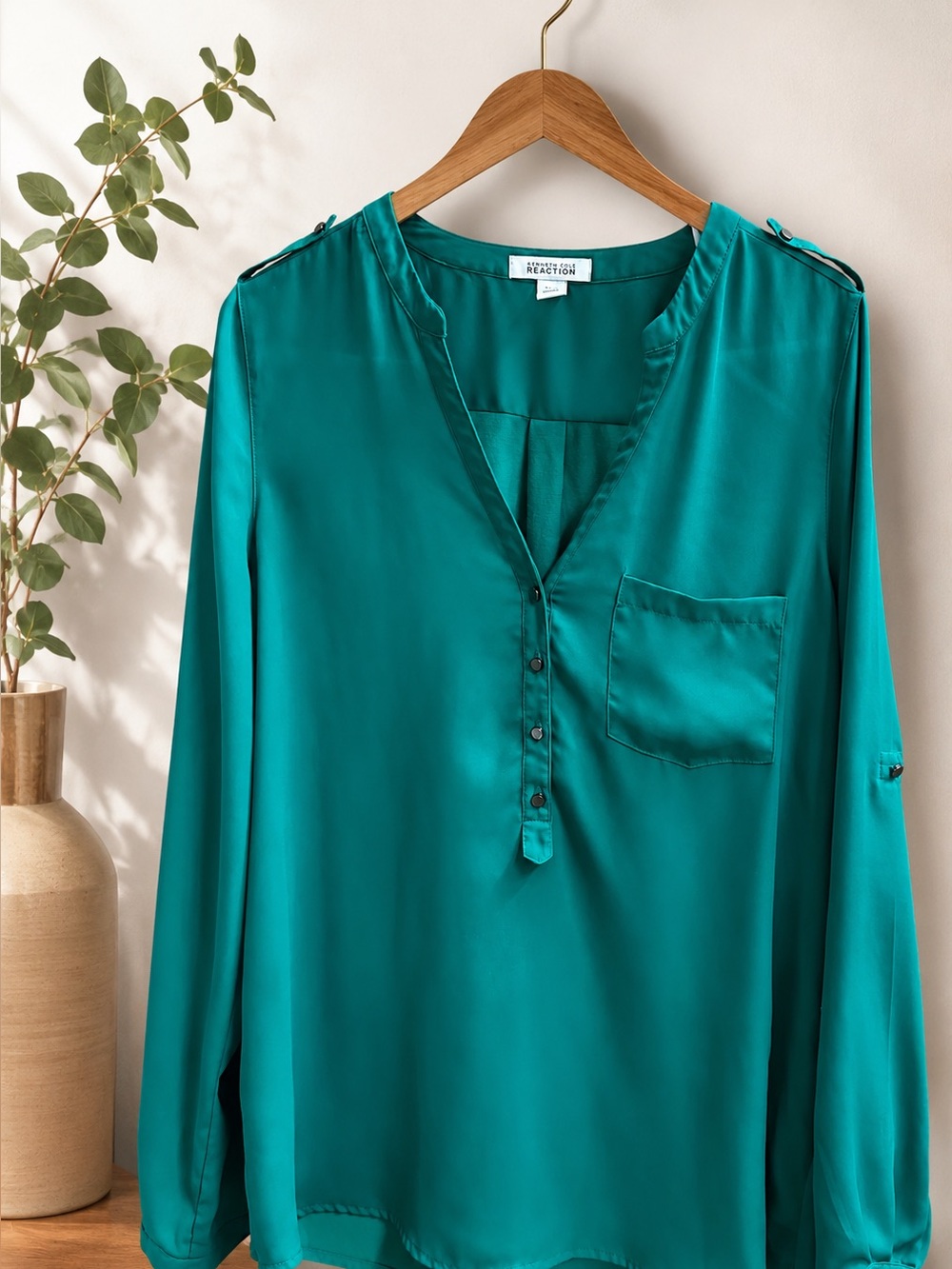 Kenneth Cole Reaction Emerald Green Blouse Size Large
